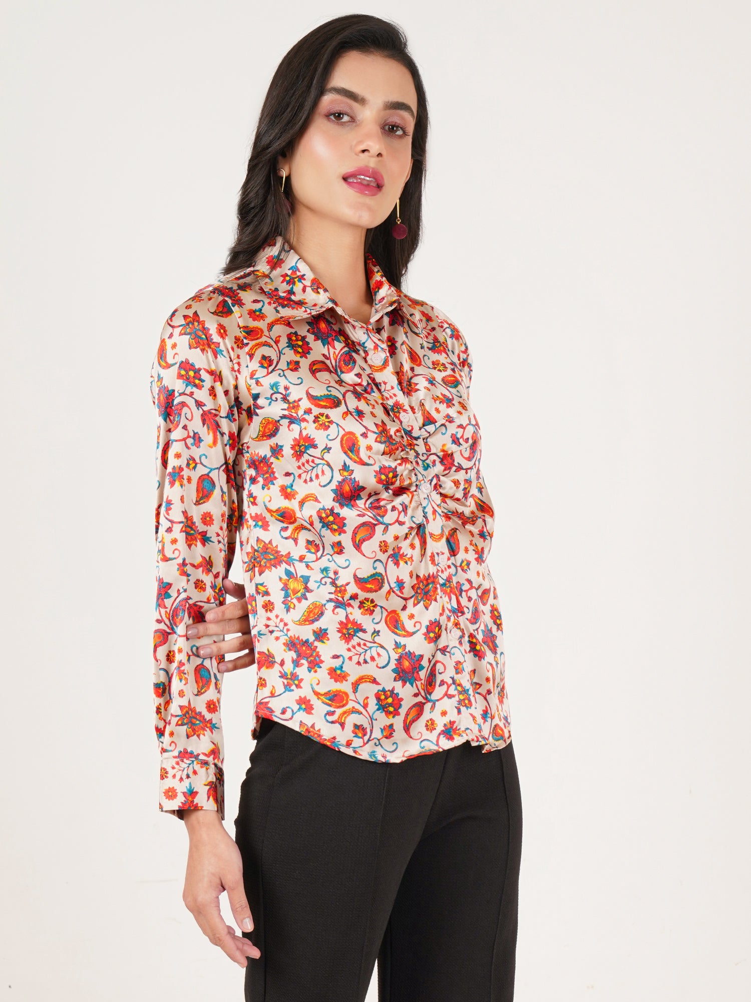 U&F Women Original Slim Fit Floral Opaque Printed Casual Shirt