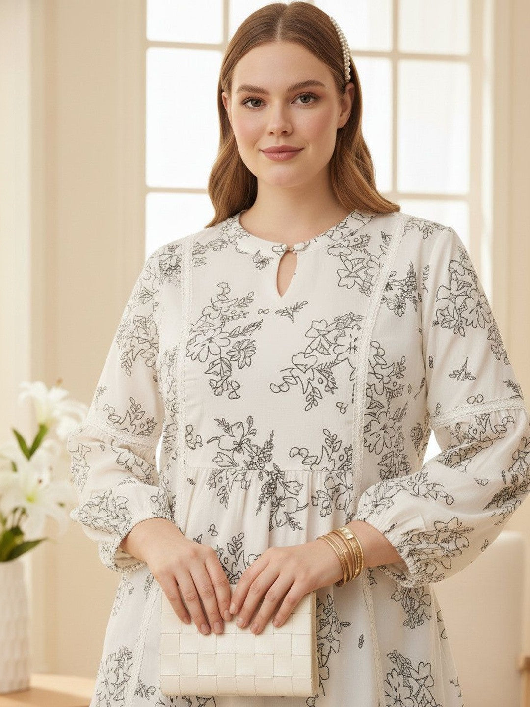 U&F Beyond Off White Floral Print Keyhole Neck Bishop Sleeves Top