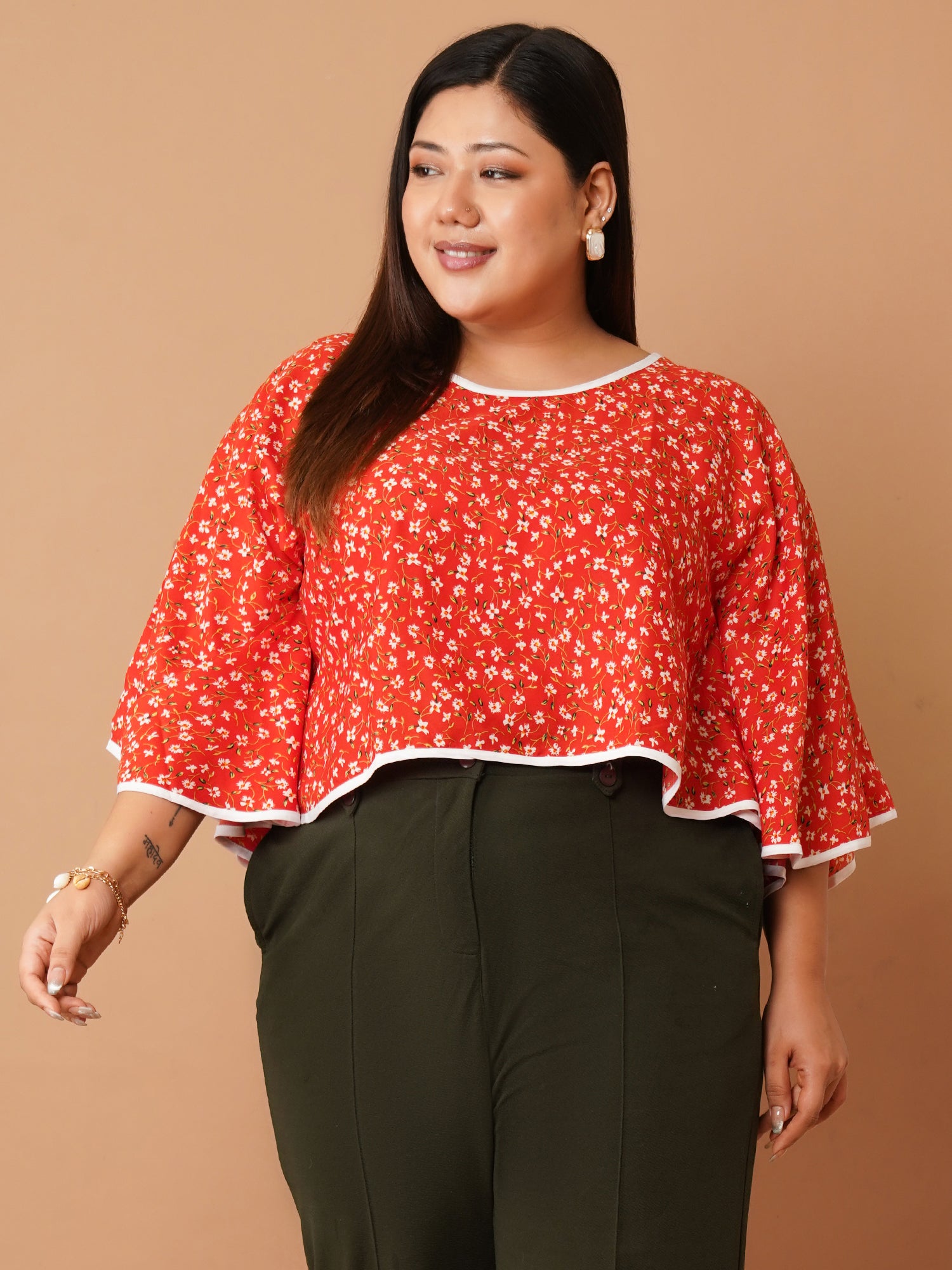 U&F Beyond Red Floral Crepe Flared Sleeve Crop Top